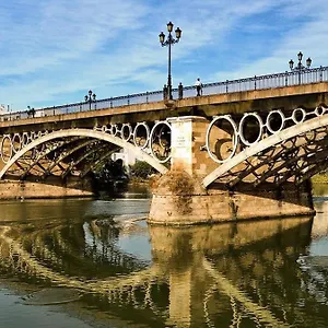  Apartamento En La Mejor Zona De Triana, Junto Al Puente
